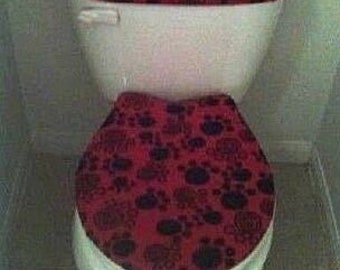 Red & Black Paw Prints Fleece Fabric Toilet Seat Cover Set Bathroom Accessories (2PC)