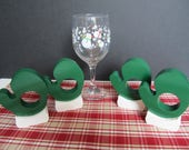 Set of 4 Hand Made Hand Painted Christmas Holiday Mitten Napkin rings holders
