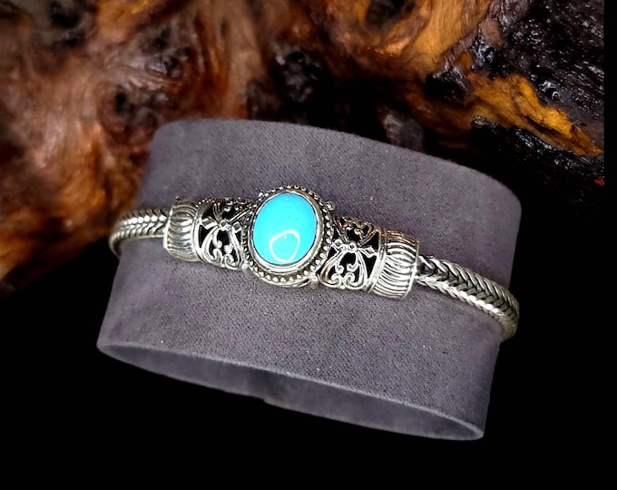 Gorgeous 925 Sterling silver Natural 12mm X 10mm Oval Persian Turquoise Toggle Bracelet, 7"-7.5"