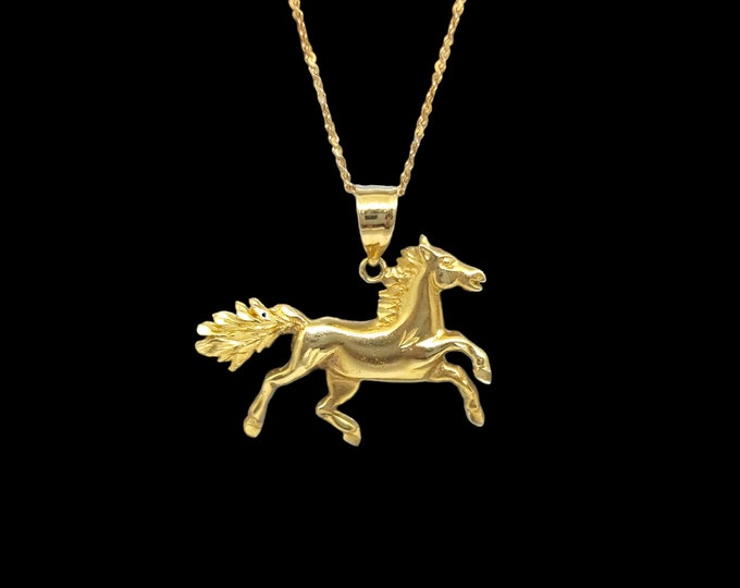 Gorgeous Handcrafted 14K Yellow Gold Diamond Cut Horse Charm Pendant.