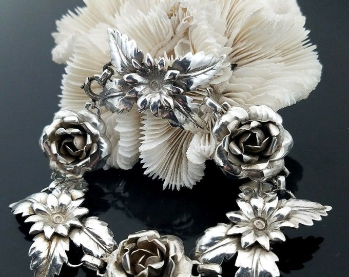 Vintage Mid-Century Handmade 925 Sterling Silver Flower 7.5" Bracelet.