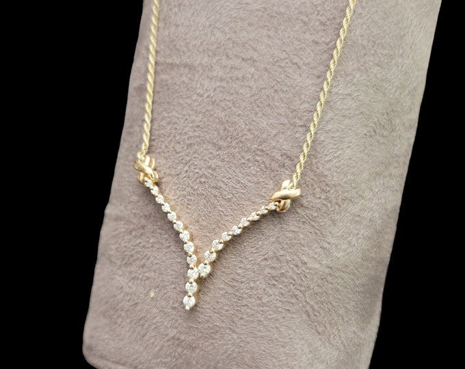 Handcrafted 14K Yellow Gold SI1 G-H 3/4 CTW Diamond V Necklace 17".