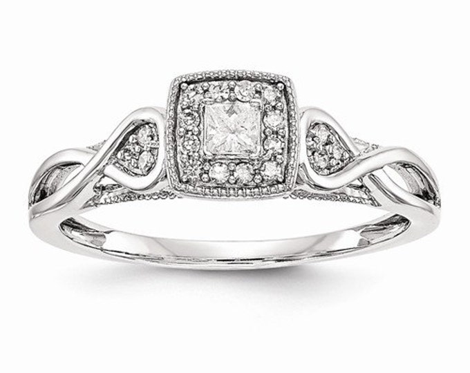 Gorgeous Solid 14 Karat White Gold 1/5 Carat Princess Cut Diamond Engagement Ring