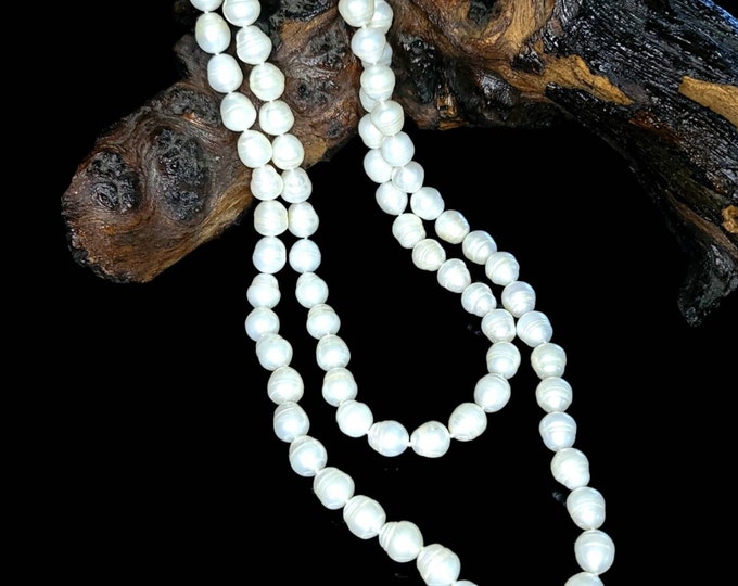 Stunning 9.50mm-10.15mm Natural Freshwater Baroque Pearl Necklace 36"