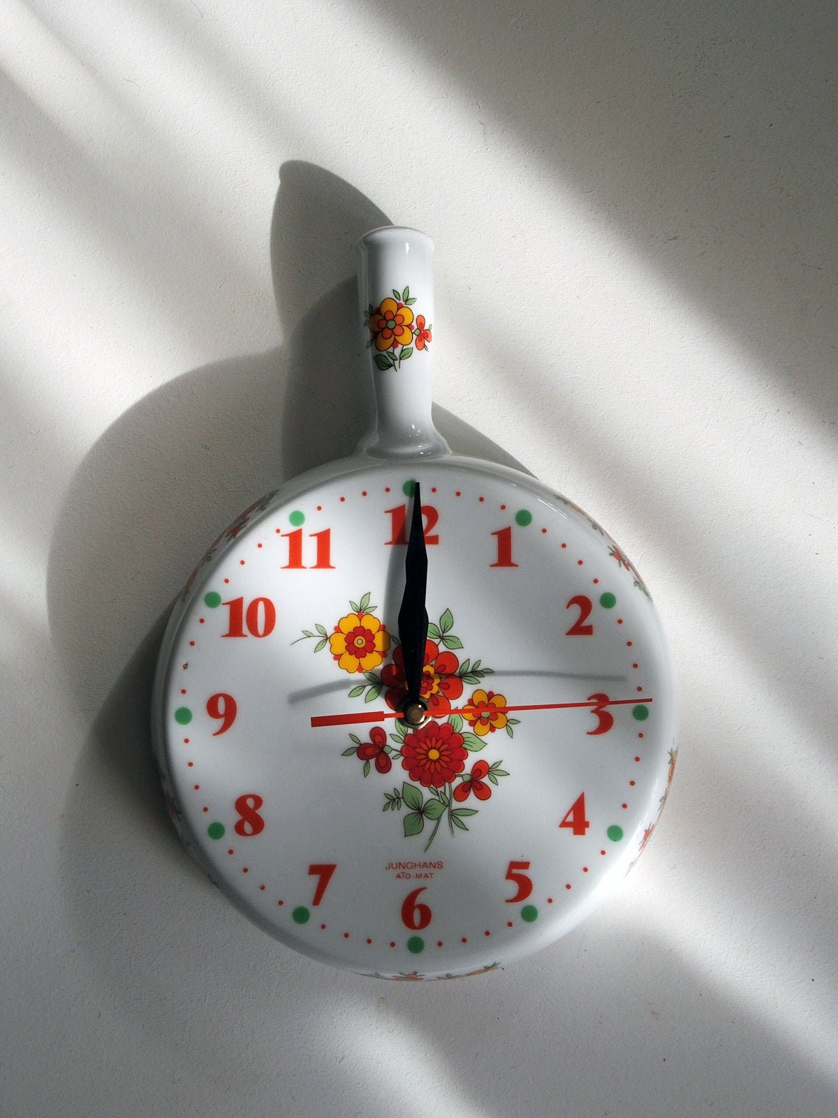 Horloge Murale Vintage Années 70 - Porcelaine de Limoges -