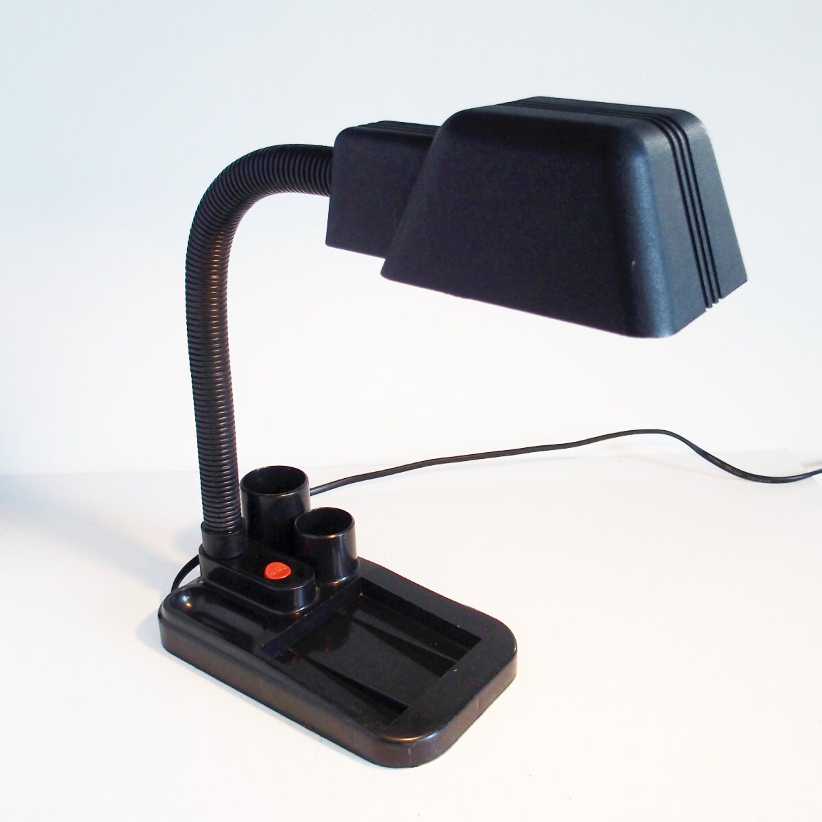 Lampe De bureau Et Rangements