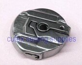 Bobbin Case Singer 221 Featherweight 221-1 222 301 Sewing Machine 45751