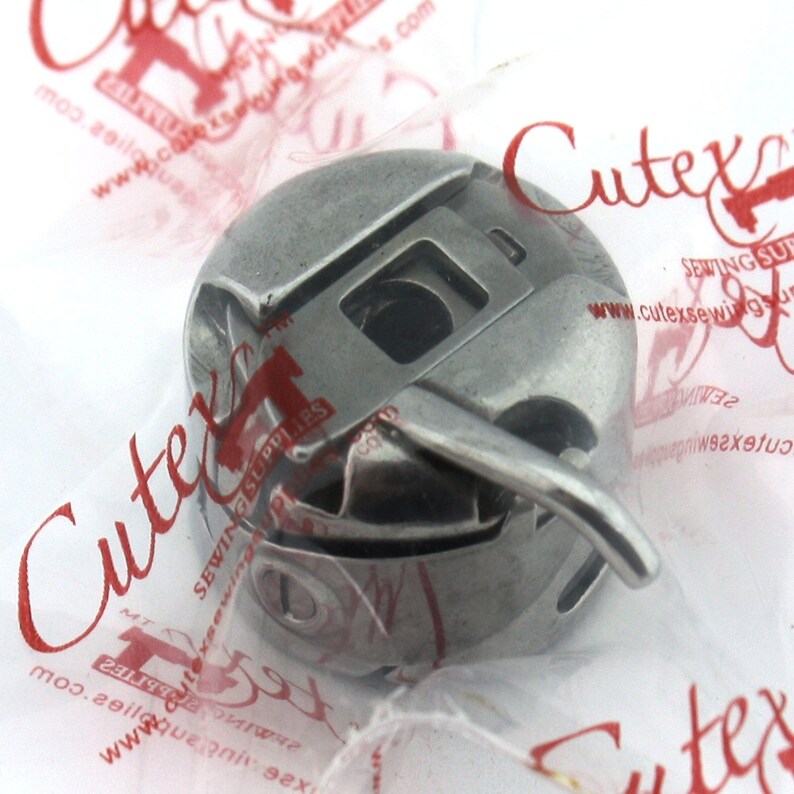 15-90 15K88 Bobbin Case #125291 For Singer 15-88 15-91 Sewing Machine