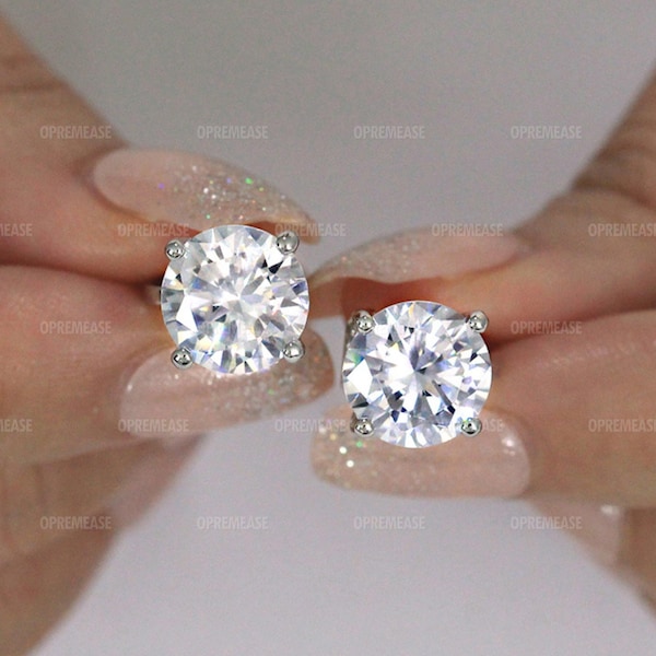 Luxury Clip-on Earrings with Superior High-Brilliance CZ, Solitaire Round Cut Non-Pierced Wedding Jewelry, Premium Comfort Fit