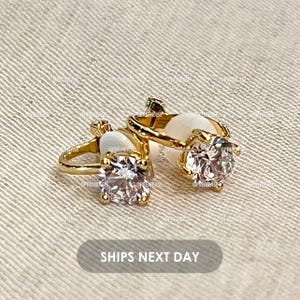 5mm, 6mm, 7mm, 8mm, 9mm, 10mm CZ Round Clip On Earrings - 4 Prong CZ Diamond Stud Earrings - Minimalist Earrings - Bridesmaid Gift
