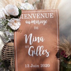 Panneau de bienvenue au mariage artisanal en bois peint à la main en France ;-)