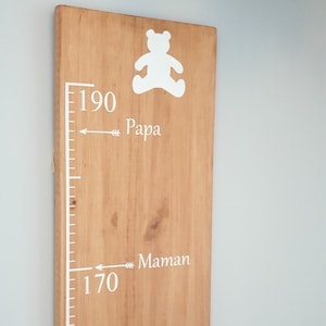 Toise en bois massif peinte à la main pour toute la famille  -  Idée cadeau originale - Déco chambre enfant