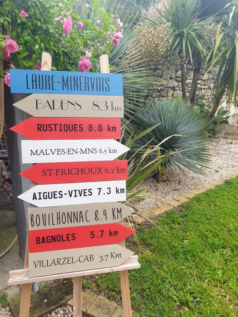 Pancarte directionnelle personnalisée en bois – Fait main – Idée cadeau artisanal – Décoration mariage, jardin image 5