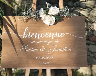 Pancarte de bienvenue au mariage personnalisable -Panneau fait main en bois peint .Décoration cérémonie  champêtre ou bohème.
