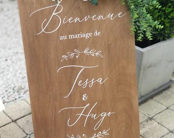 Panneau de  bienvenue au mariage en bois peint à la main.  Panneau d'accueil  style stop trottoir