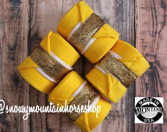 Polos de polar amarillo limón con cinta dorada brillante