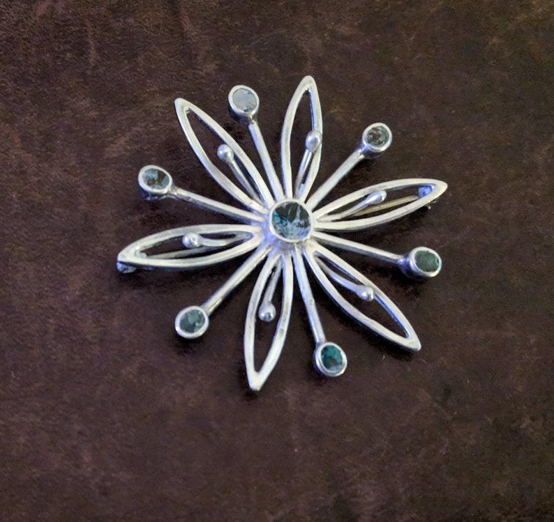 ON SALE Vintage Sterling Silver and Stone Brooch