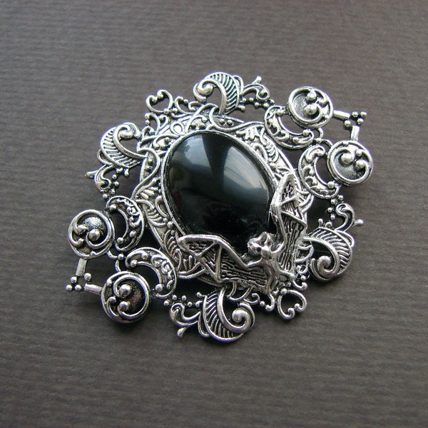 Black Onyx Brooch with Bat, Gothic Silver Filigree Pin, Goth Wedding Romantic Accessories, Halloween Vampire Cosplay Jewelry, Birthday Gift