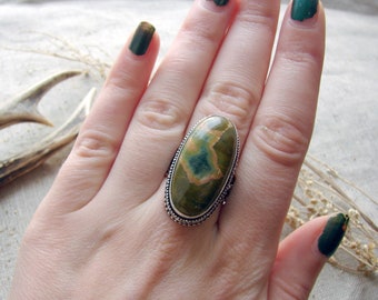 Rhyolite Rainforest Jasper big stone ring size 8 3/4 metaphysical green Witch powerful spiritual silver jewellery statement jewelry finger