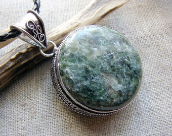 Seraphinite Serafina Green Chlorite necklace natural stone pendant Witch spiritual silver gothic jewellery statement jewelry magic