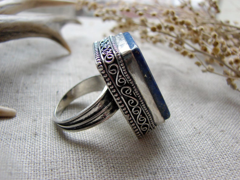 Blue Lapis Lazuli ring size 8 12 navy natural big Lazurite gemstone spiritual silver gothic jewellery statement jewelry witch finger
