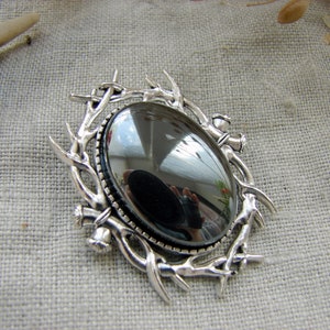 Silver Hematite Thorns Brooch, Gothic Vampire dark mirror Pin, Goth Wedding Romantic Accessories, Halloween Cosplay Jewelry, Birthday Gift