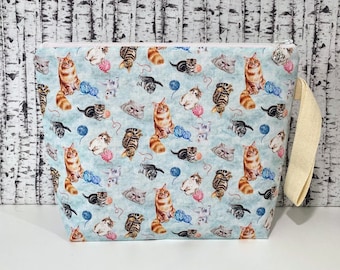 Cat Knitting Bag Zipper, Zippered Project Bag, Knitting Bag handle, Yarn Tote Bag, Knitting Zipper Pouch, Knitting Project Bag wrist strap