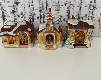 Vintage M.I. Hummel Christmas Ornament Bavarian Village Heirloom Set 2 1999