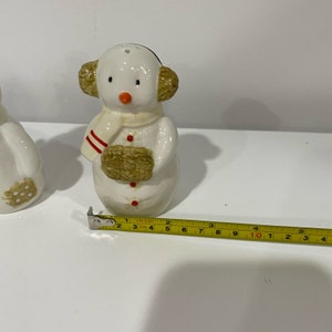 Hallmark Snowman Salt & Pepper Shakers Vintage Retro Christmas Holiday Winter image 8