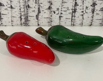 Salt Pepper Shakers Red Green Jalapeno Hot Pepper Shape Vintage Estate Signed