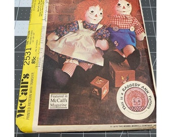 McCalls Sewing Pattern Raggedy Ann Andy 1970 Vintage Uncut 3 Size 15" 20" 25"