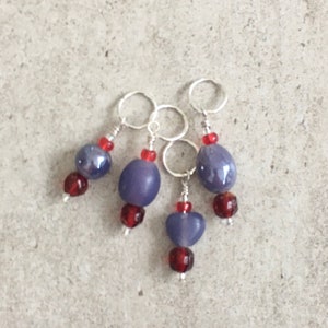 10 mm Glass beads  stitch markers, vintage glass beads stitch markers, set of 4 stitch markers, knitting accessories, knitter’s gift
