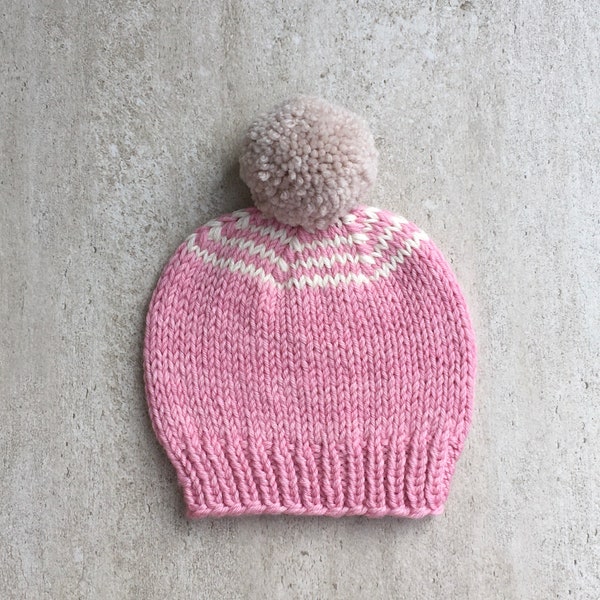 LE PETIT | 0-3 months baby hat, hand knitted pale pink merino baby beanie, pompon baby hat, soft merino wool baby hat, made in Montreal