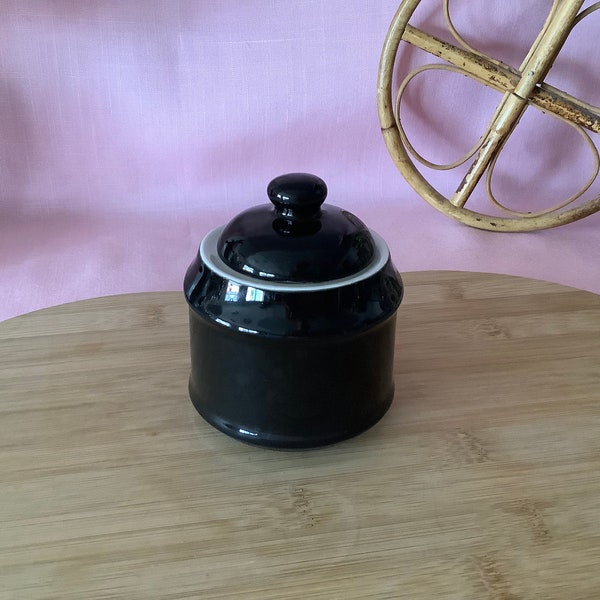 Simple Black Ceramic Lidded Jar, Sugar Jar, Jam Jar, Black, Farmhouse