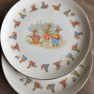 Mount Clemens Pottery, set of two bunny plates