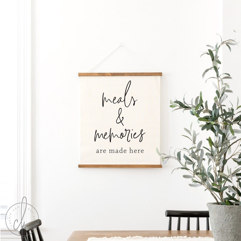 Meals and memories sign | kitchen wall decor | canvas wall decor | wall decor for kitchen | kitchen sign