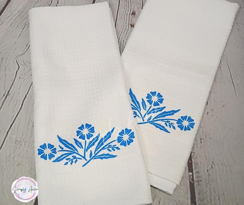 Corningware Cornflower Blue, Waffle Weave Dishtowel - vintage décor image 1