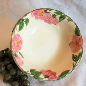 Franciscan by Johnson Brothers 8.5&quot; Round Serving Bowl - Desert Rose Pattern, Made in England, Excellent Condition, Circa 1995