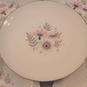 Set of 10 Narumi China 8&quot; Salad Plates - Melody 5083 Pattern, White with Pink and Gray Flowers and Platinum Rim, Excellent Condition