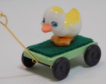 Little Ducky Pull Toy - Dollhouse Miniature - 1:12 / 1/12 Scale