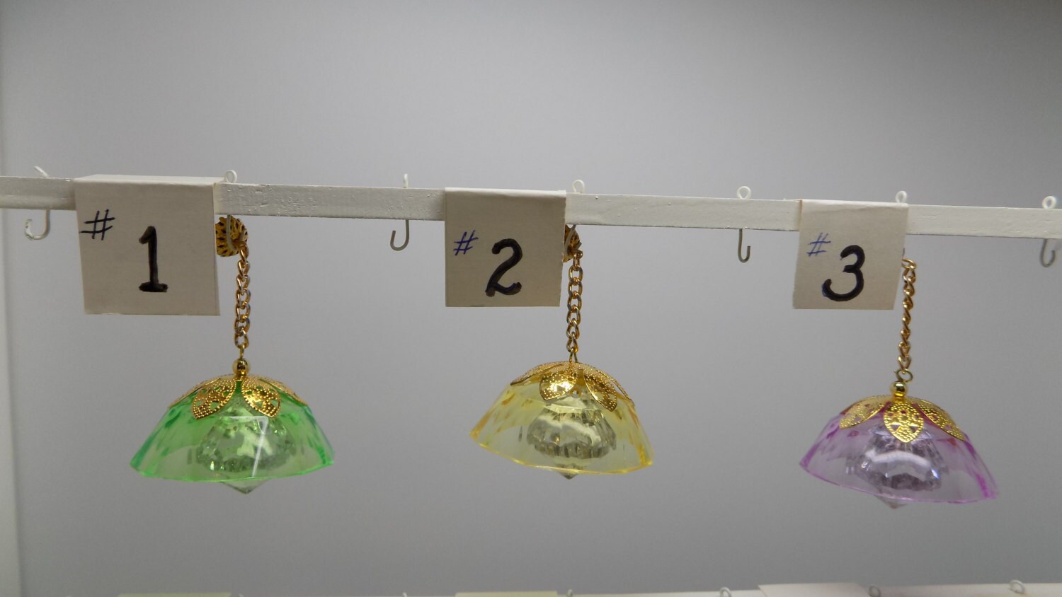 112 Scale Non Electric Crystal Look Acrylic Dollhouse Light Fixture