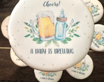 A baby is brewing cookies