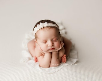 Magnolia Backdrop, Creamy White Backdrop, Newborn Photo Prop, Newborn Posing Fabric, Newborn Fabric Backdrop, Creamy White Backdrop