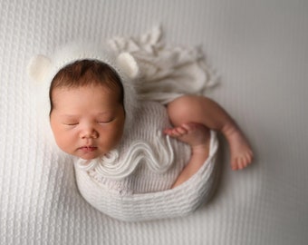 Aviana Backdrop, Creamy White Backdrop, Newborn Photo Prop, Newborn Posing Fabric, Newborn Fabric Backdrop, Textured White Backdrop