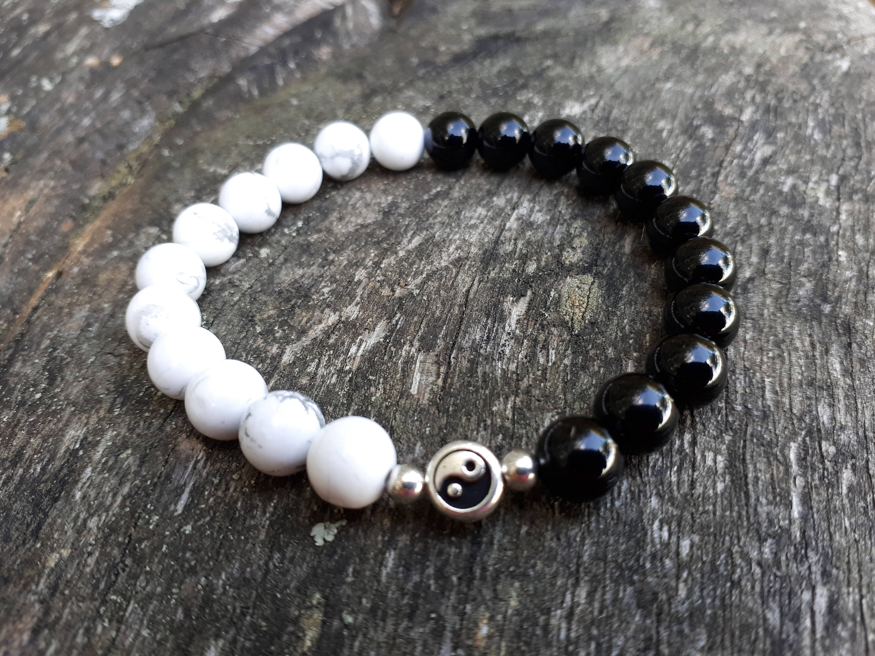 White Howlite Black Onyx Yin Yang Bead Bracelet Yin Yang
