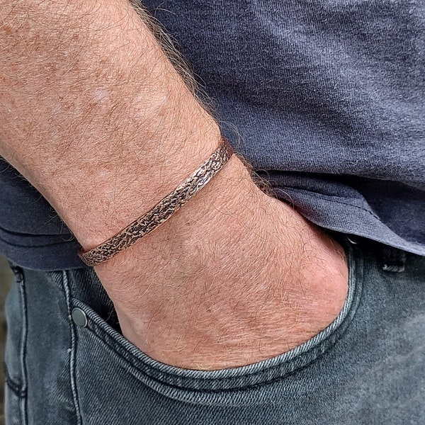 Herren-Kupferarmband, massives Kupfer-Manschettenarmband für Männer, strukturiertes oxidiertes Kupfer, natürlich, Heilung, Kupfer-Manschette für Männer, Jubiläumsgeschenk