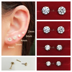Beautiful pair of Ear Studs/Pins in Pure 12 carat Yellow Gold