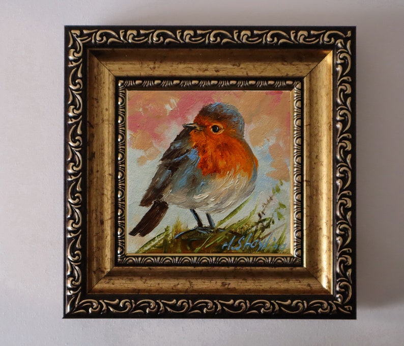 Tiny painting of bird, Robin bird painting original art, oil painting miniature, small bird painting in gold frame, Gift for bird lovers