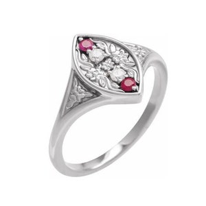 Vintage-Inspired Floral Mother's Family 2mm Birthstone Ring Vintage-Inspired Floral Mother's Family 2mm Birthstone Ring