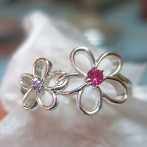 2 Stones Floral Design Ring. Mother&#39;s Ring. Couple&#39;s Ring Birthstone Sterling Silver Family Jewelry